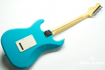 American Professional II Stratocaster - Miami Blue